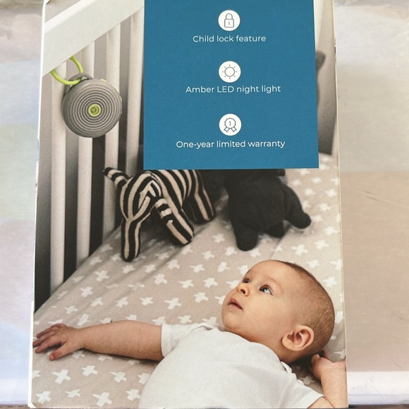 New Yogasleep Hushh Portable White Noise Sound Machine for baby - Picture 2 of 2